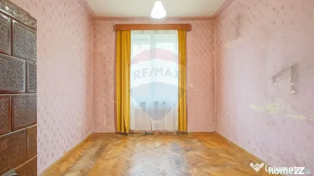 Apartament cu potențial investițional pe Dealul Cetăț...