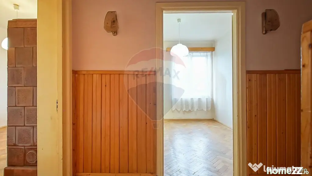 Apartament cu potențial investițional pe Dealul Cetăț...