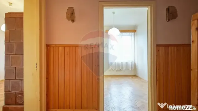 Apartament cu potențial investițional pe Dealul Cetăț...