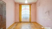 Apartament cu potențial investițional pe Dealul Cetăț... 