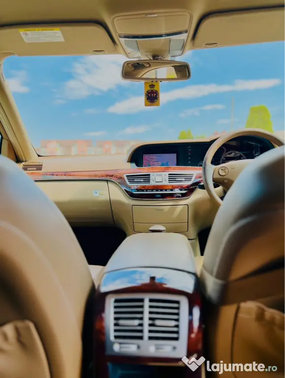 Vând Mercedes-Benz S class