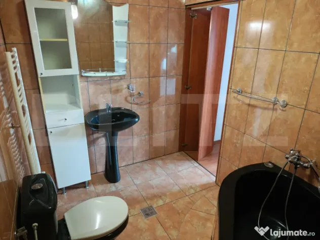 Apartament 3 camere, 90mp, pet-friendly,parcare, zona: Frunz