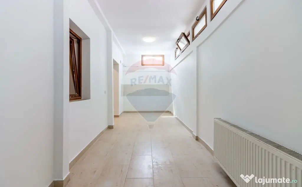 Apartament de vanzare cu 4 camere în Bucurestii Noi, met...