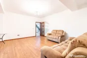 Apartament de vanzare cu 4 camere în Bucurestii Noi, met... 