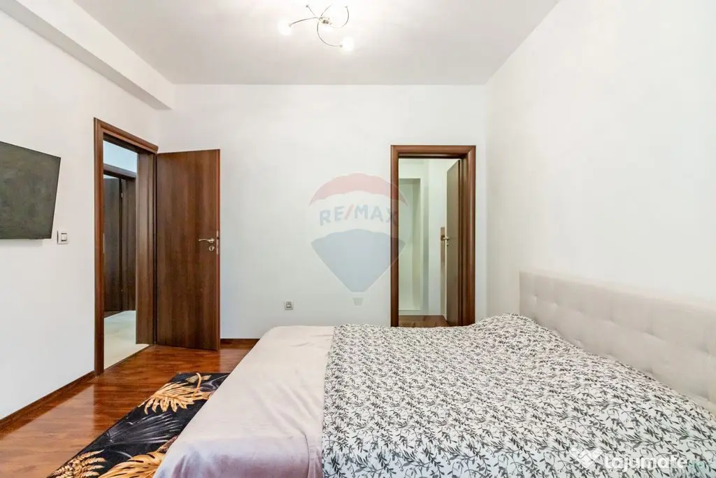 Apartament de vanzare cu 4 camere în Bucurestii Noi, met...