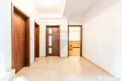 Apartament de vanzare cu 4 camere în Bucurestii Noi, met... 
