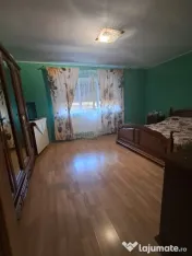 Casă P+1, compusă din 2 apartamente (intabulate separat) teren 1216 mp 