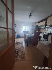 Casă P+1, compusă din 2 apartamente (intabulate separat) teren 1216 mp 