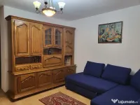 Proprietar inchiriez apartament o camera 