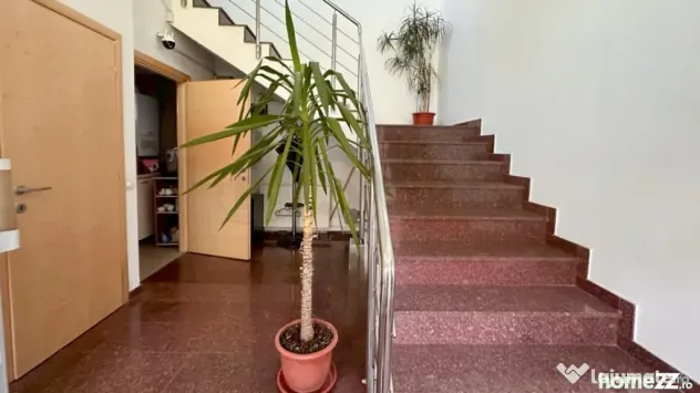 Imobil de 11 camere l Splaiul Unirii