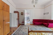 Apartament cu 3 camere zona Boul Roșu