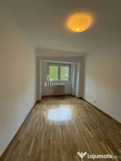 4 camere etaj 1 /450 m METROU UNIRII 
