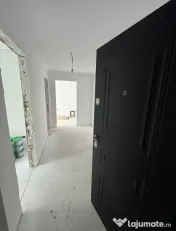Apartament Cu 3 Camere Semidecomandate - etaj 3 Zona Ultracentrala