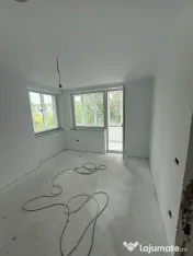 Apartament Cu 3 Camere Semidecomandate - etaj 3 Zona Ultracentrala