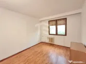 De Vanzare Apartament 3 camere | Locație excelentă | Bd...