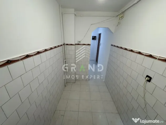 2 camere | Balcon | Baie cu geam | Etaj 1/4 | Minerva–Măn