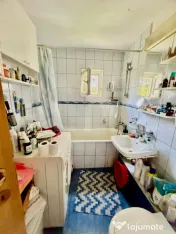 Apartament 3 camere, 65 mp, 2 bai, zona Titulescu 