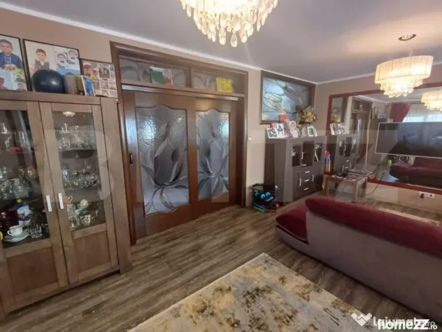Vilă premium cu foisor si sauna, 240 mp, 10 ari teren, Sche - Suceava (Suceava)