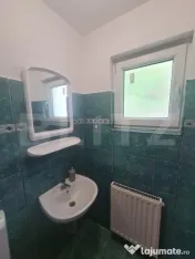 Triplex cu 3 camere, 83 mp utili, 140mp de teren, zona Eroil 