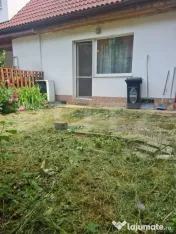 Triplex cu 3 camere, 83 mp utili, 140mp de teren, zona Eroil 