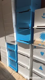 Lazi albine, stupi, rame stupi, ceară 