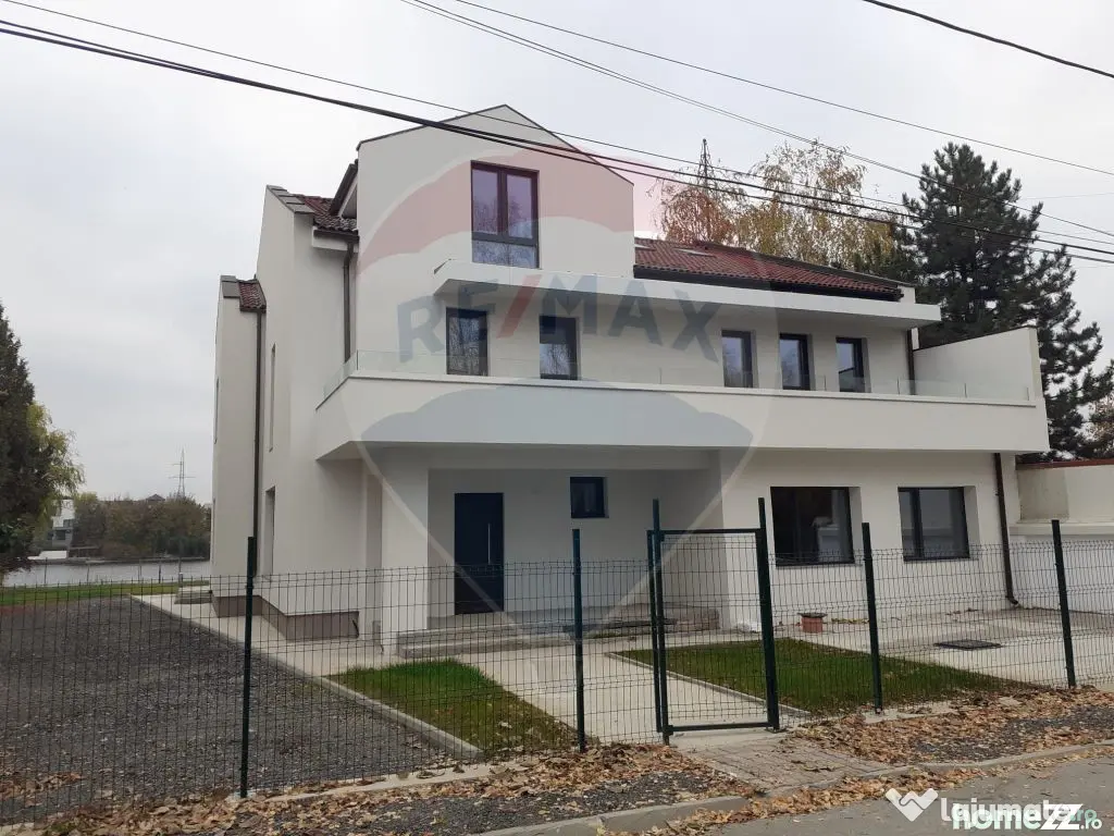 Vila D+P+E+M, 8 camere, 520 mp, pe malul Lacului Mogosoaia