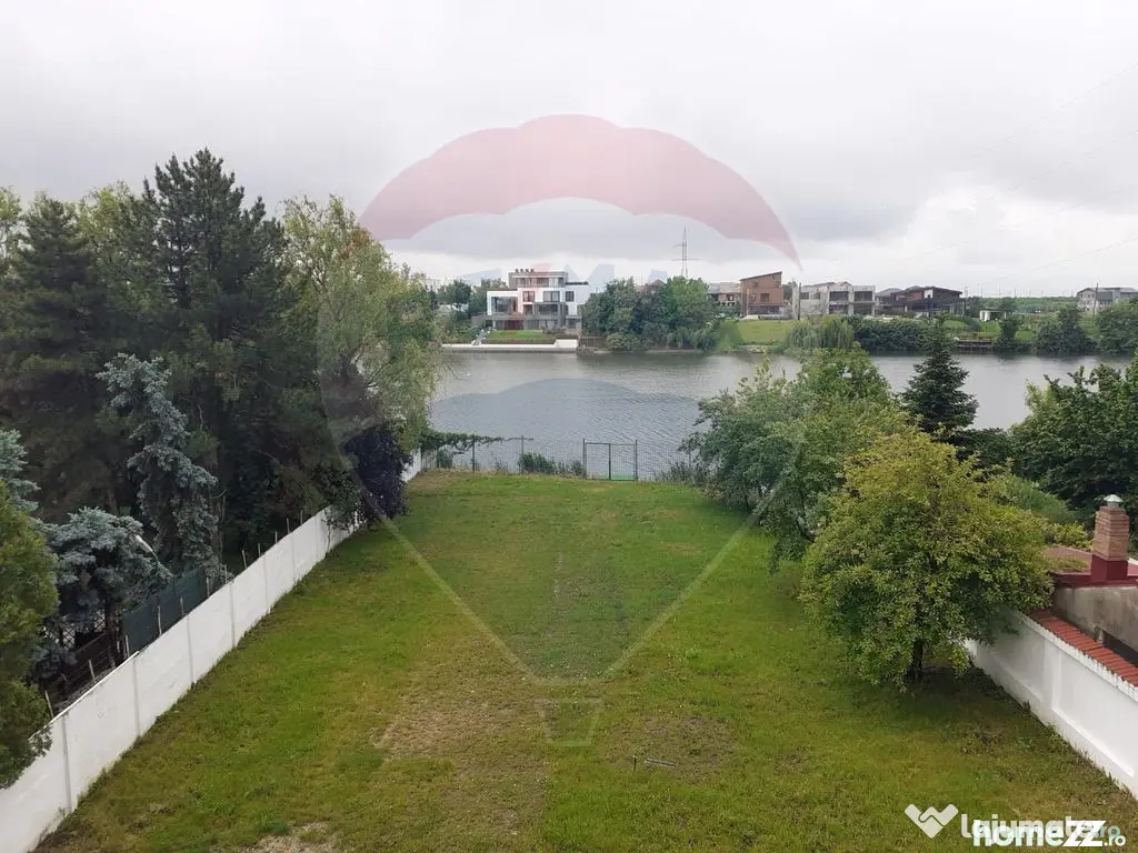 Vila D+P+E+M, 8 camere, 520 mp, pe malul Lacului Mogosoaia