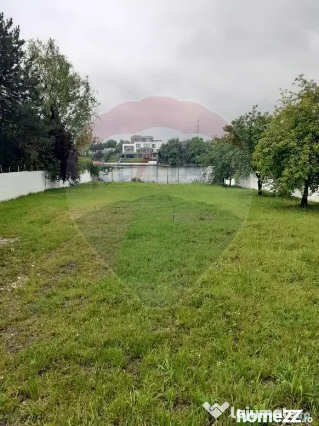 Vila D+P+E+M, 8 camere, 520 mp, pe malul Lacului Mogosoaia