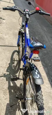 Vând bicicletă adulți