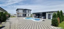 Vilă modernă cu piscină , curte amenajată, Albești –