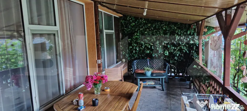 Casa tip dulpex de vânzare, 250 mp, cartier Filesti - Galati (Galati)