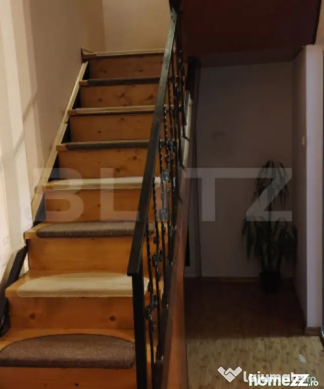 Casa tip dulpex de vânzare, 250 mp, cartier Filesti - Galati (Galati)