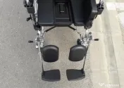 Carucior cu rotile pliabil, sezut lat 56 cm, max. 120 kg 