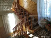 Casă individuală, 223 mp utili, teren 800 mp, zona Cetate 