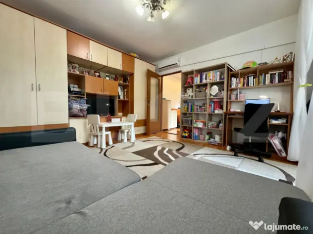 Apartament 2 camere, tip M, zona Rogerius