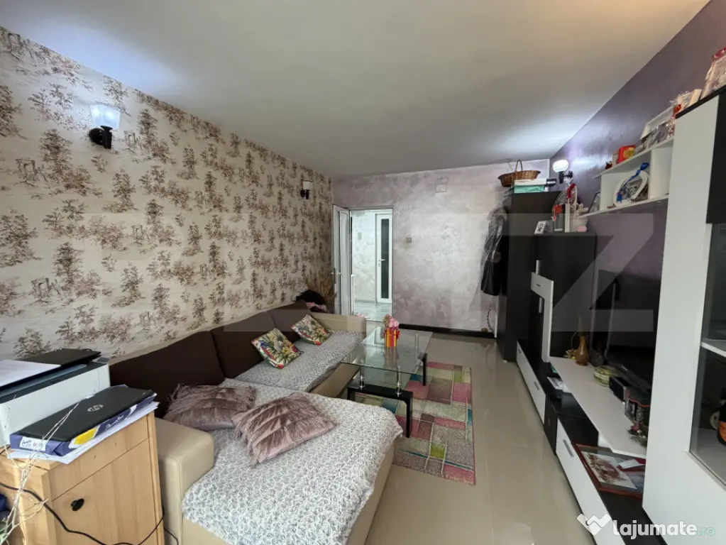 Apartament 2 camere decomandat , 60 mp , zona Plopilor