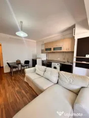 Apartament 3 camere,living open-space cu bucătăria,zona Tătărasi Flora