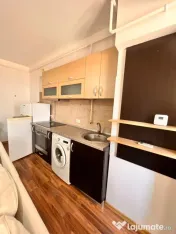 Apartament 3 camere,living open-space cu bucătăria,zona Tătărasi Flora