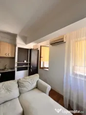 Apartament 3 camere,living open-space cu bucătăria,zona Tătărasi Flora