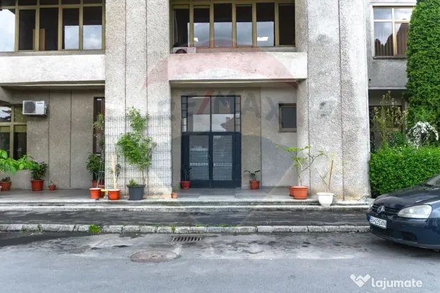 Spațiu comercial/Birou 15 mp de închiriat – Str. Pict...