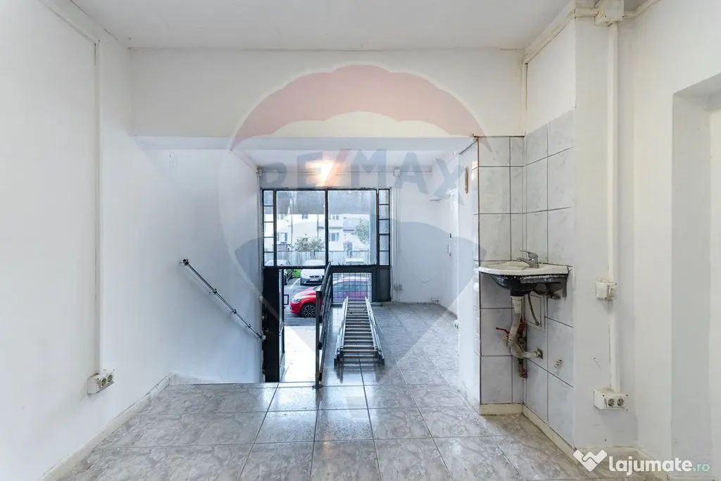 Spațiu comercial/Birou 15 mp de închiriat – Str. Pict...