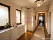 PENTHOUSE CU TERASĂ SPECTACULOASĂ DE 42 MP ȘI 2 PARCĂ...