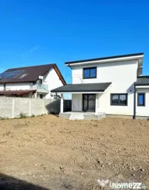 DUPLEX DEOSEBIT - DORMITOR LA PARTER - MOSNITA - FINISAJE TO
