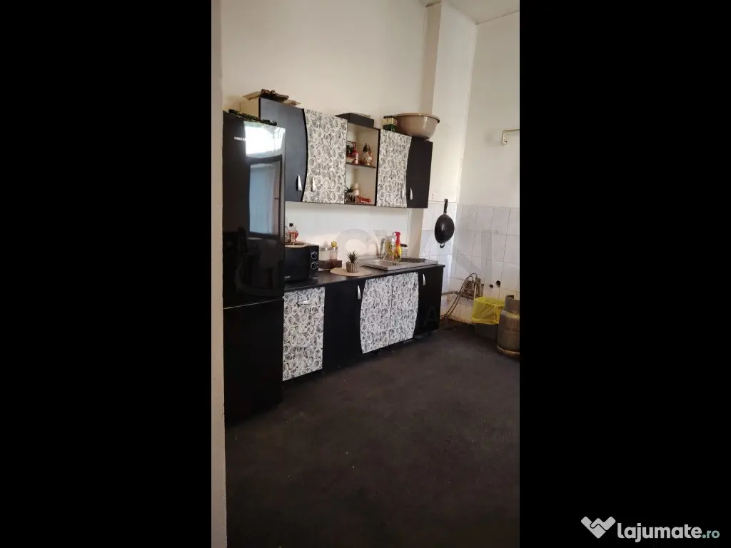 Apartament 3 camere I Armeneasca