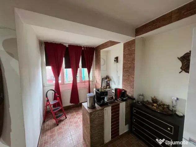 SOARELUI - ETAJ 2 - DECOMANDAT - 3 CAMERE - 2 BAI - 2 BALCOA