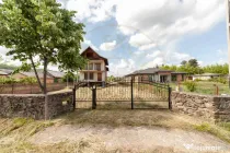 Casa +teren 1093 mp Domnesti-Arges cu o panorama superba!