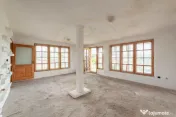 Casa +teren 1093 mp Domnesti-Arges cu o panorama superba!