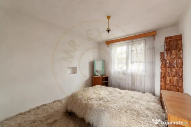 Casa +teren 1093 mp Domnesti-Arges cu o panorama superba!