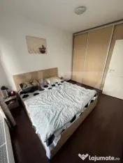 Apartament cu 3 camere, etaj intermediar, boxa - zona Avantg 
