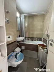 Apartament cu 3 camere, etaj intermediar, boxa - zona Avantg 